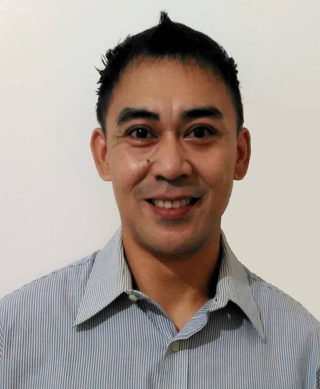 daniel vallejo headshot
